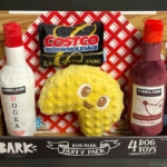 コストコの『バーク パーティー パック ペット用おもちゃ 4個 セット』がエグゼクティブカード風のおもちゃで可愛い！