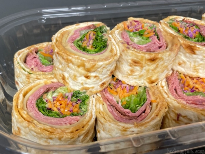 コストコの『ローストビーフハイローラー』がソースとローストビーフたっぷりで超おいしい！ 買てみた