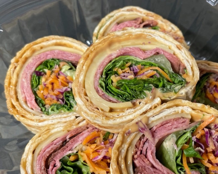 コストコの『ローストビーフハイローラー』がソースとローストビーフたっぷりで超おいしい！ 買てみた