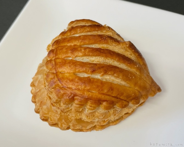 コストコの『アップルターンオーバー(16個入)』が食べきりサイズのアップルパイで美味しい！ 買てみた