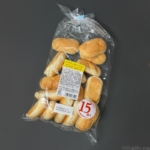 ヤマザキの『ミニロールパン(15)』が大きな袋にロールパンが入ってシンプル！