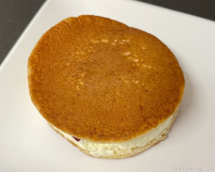 ヤマザキの『クリームたっぷり生どら焼(スイートポテト)』が角切りのサツマイモ入りで美味しい！ 買てみた