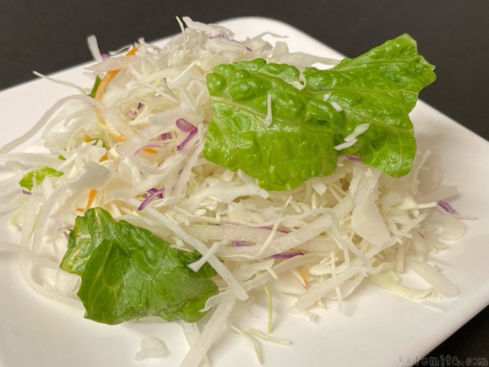 トップバリュの『5種野菜とキャベツの千切り』が大根やニンジンも入って美味しい! | 買てみた