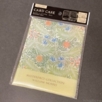 100均の『カードケース ウィリアム・モリス(ラークスパー)』が花と葉のオシャレなデザインのカード入れで便利！