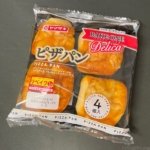 ヤマザキの『ピザパン(4個入)』がベイクワンのチーズとトマトソースのパンで美味しい！