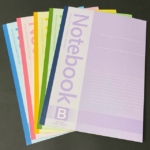 トップバリュの『ノートブック B5 B罫 5色セット』が色違いの5冊で便利！