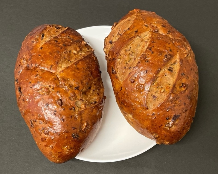 コストコの『ウォールナッツカレンツブレッド』がレーズンの甘味で美味しい！ 買てみた