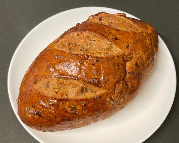 コストコの『ウォールナッツカレンツブレッド』がレーズンの甘味で美味しい！ 買てみた