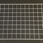 セリアの『ワイヤーラティス スリム(8×16マス)ホワイト』が横長のワイヤーネットで便利！