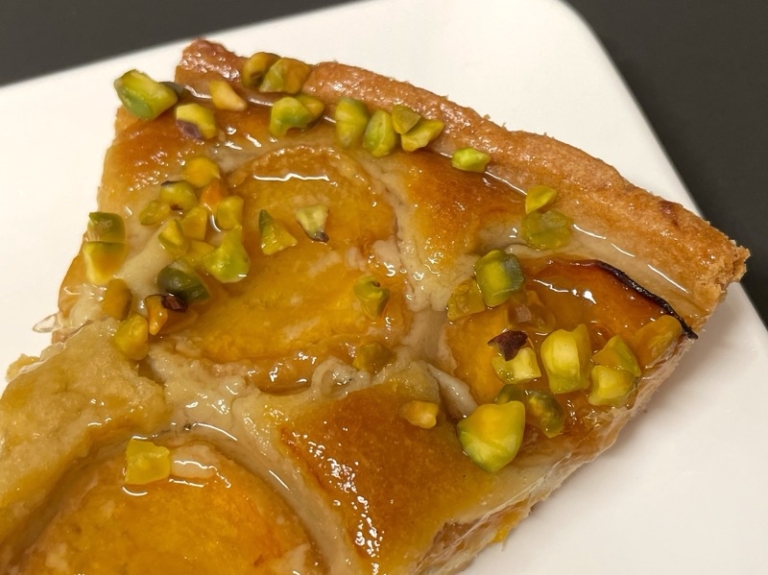 コストコの『アプリコット&ピスタチオタルト』がピスタチオクリームのタルトで美味しい！ 買てみた