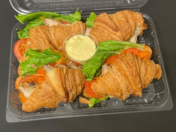 コストコの『グリルペッパーチキンサンドイッチ』がクロワッサンのパンにマヨマスタードで美味しい！ 買てみた