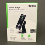 Belkinの『BOOST CHARGE 磁気ワイヤレス充電スタンド(7.5W)』がMagSafeでピタッと充電！