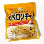 トップバリュの『ゆでたパスタにまぜるだけ ペペロンチーノ(5食入)』が唐辛子とガーリックで美味しい！